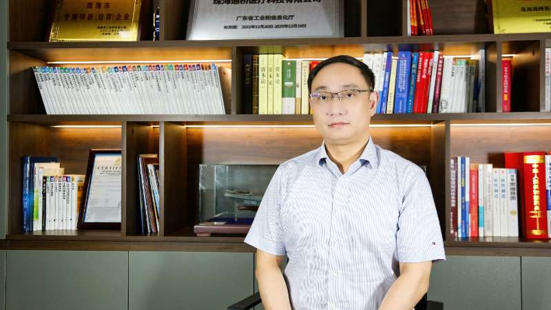 为奋斗者 | 对话李峥：搭性命之“桥”, “通”向国际一流水平